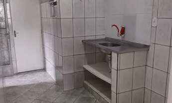 Imagem 4: CASA EM AVENIDA FAMILIAR