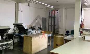 Imagem 2: PREDIO NO BAIRRO CACHOEIRINHA COM 4 ANDARES