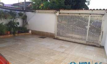 Imagem 2: Casa à venda 4 Quartos, 2 Vagas, 161M², Vila Rezende, Goiânia - GO