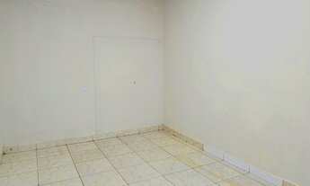 Imagem 3: Casa em Via Comercial, de Frente ao Batista