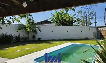 Imagem 3: Casa com piscina e 4 quartos a venda em Guaratuba