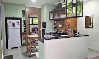 Imagem 5: Casa à venda, com 02 dormitórios sendo 01 suíte, espaço gourmet com churrasqueira e piscin