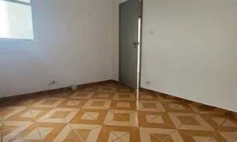 Imagem 5: Vila da Penha: Alugo apto tipo casa sem condomínio; R$ 750,00