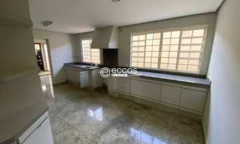 Imagem 7: Sobrado com 4 quartos para alugar no bairro Vigilato Pereira