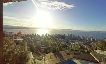 Imagem: Casa para venda tem 440 metros quadrados