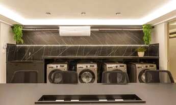 Imagem 7: PORTEIRA FECHADA. Beira mar de Cabo Branco. Já RENTABILIZANDO