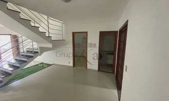 Imagem 4: Casa para aluguel com 300 metros quadrados com 5 quartos