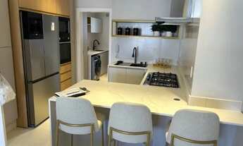 Imagem 2: Excelente apto novo, mobiliado e decorado com 4 dormitórios e 3 vaga de garagem em BC