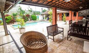 Imagem 3: OPORTUNIDADE ÚNICA! Casa, 7 quartos, 900m² - Eng. do Mato, c/ piscina e campo de futebol R