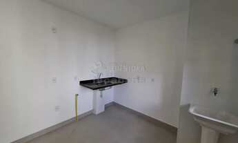 Imagem 6: Apartamento localizado no edificio Nau Vivendas com sacada e area de serviço