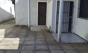 Imagem 5: Imóvel para aluguel tem 80 metros quadrados com 2 quartos em Itaperi - Fortaleza - CE