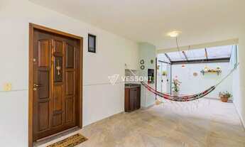 Imagem 7: Sobrado Triplex em condomínio fechad no bairro Ahú - Curitiba/PR