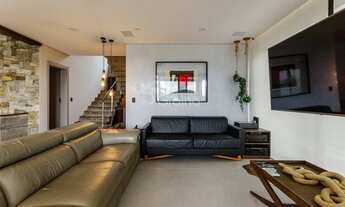 Imagem 2: Casa para Venda em Florianópolis, Cacupé, 4 dormitórios, 4 suítes, 6 banheiros, 2 vagas