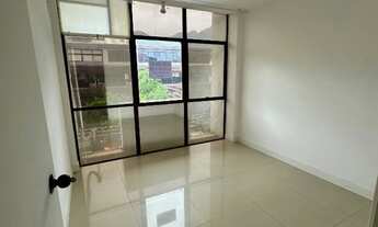 Imagem 6: Duas salas Comerciais, quadra da praia, Barra da Tijuca