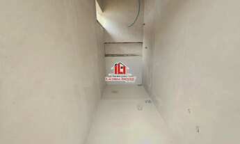 Imagem 2: Casa Térrea no Alphaville 4 com 3 Suítes (1 com Closet;) Piscina com hidro