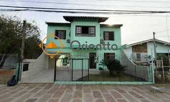 Imagem: Casa com 2 Quartos, 4 vagas e com piscina