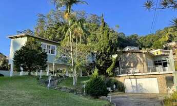 Imagem 2: Casa à venda 5 Quartos, 4 Vagas, 1229M², Castelanea, Petrópolis - RJ
