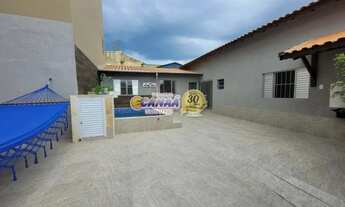 Imagem: Casa à Venda A 350 metros da Praia em Mongaguá