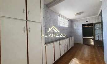 Imagem 4: Casa Residencial no Bairro Vila Tibério em Ribeirão Preto/SP. Alianzzo Imóveis