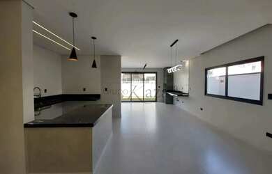 Imagem 4: Oportunidade - Casa em Condomínio - Jardim Jacinto - Condomínio Bosque dos Manacás - Jacar