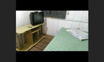 Imagem 7: Casa para venda tem 336 metros quadrados com 11 quartos