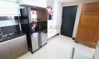 Imagem 4: Rz** mponente Duplex de 4Q c/Suíte e Closet Planejada e Decorada 3 Vagas Cobertas em Con