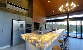 Imagem 3: Belíssima casa em Condomínio Fechado, com Lago Particular, 7.500m