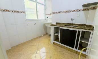 Imagem 3: Apartamento com 2 dormitórios para alugar, 55 m² por R$ 950,00/mês - Barra do Imbuí - Tere