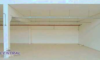 Imagem 2: Galpão para alugar, 823 m² com doca por R$ 15.000/mês - Iporanga - Sorocaba/SP