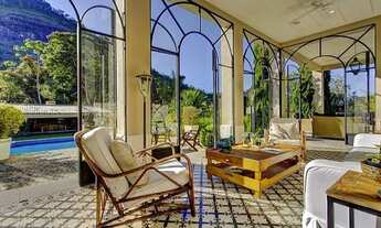 Imagem 5: Maravilhosa Casa estilo colonial em condomínio de alto padrão