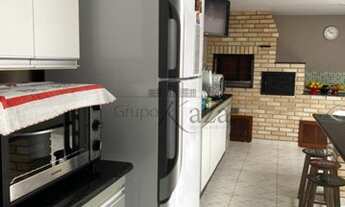 Imagem: Casa / Condomínio - Eugênio de Melo