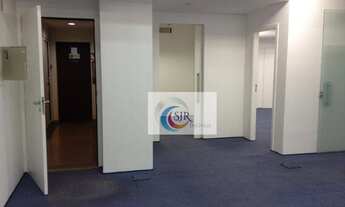 Imagem 3: Conjunto comercial com 117m² de área útil, salas com divisórias , piso em carpete, 1 copas