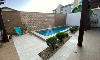 Imagem 5: Casa para venda tem 160 metros quadrados com 3 quartos em Costa e Silva - Joinville - SC