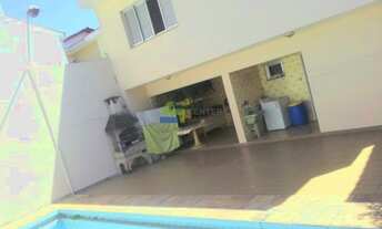 Imagem: Casa, 200m2, 3 dormitórios, ótima localização