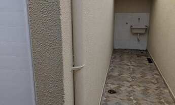 Imagem 3: Sobrado de Condomínio com Sacada