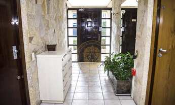 Imagem 2: Apartamento com 5 dormitórios para alugar, 243 m² por R$ 3.300,00/mês - Centro Cívico - Cu