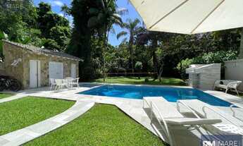 Imagem 7: Casa de condomínio sobrado para venda tem 525 metros quadrados com 4 quartos