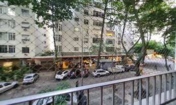 Imagem 4: Apartamento para aluguel e venda tem 220 metros quadrados com 3 quartos