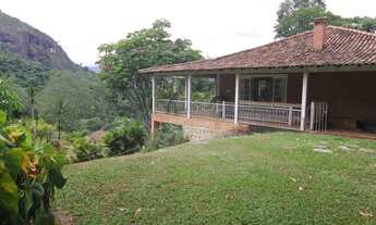 Imagem: Casa localizada em bairro residencial, em