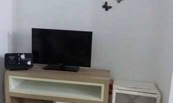 Imagem 2: 1/4 ARMAÇÃO Apartamento com 1 dormitório