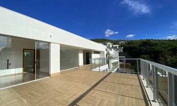 Imagem 6: Casa de condomínio para venda possui 428 metros quadrados com 4 quartos