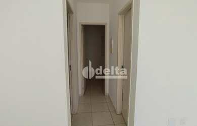 Imagem 6: Casa com 2 dormitórios para alugar, 107 m² por R$ 1.050,00/mês - Jardim Califórnia - Uberl