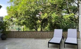 Imagem 4: Casa para venda tem 190 m2 com 3 quartos no condomínio Scenic