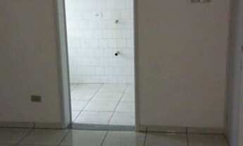 Imagem 2: Apartamento Térreo com 2 dormitórios à venda, 48 m² por R$ 155.000 - Cristal - Porto Alegr