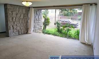 Imagem 3: Residência com 3 quartos para alugar por R$ 5000.00, 300.00 m2 - JARDIM SOCIAL - CURITIBA