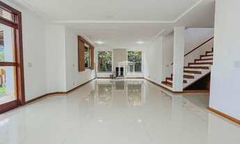 Imagem 2: Casa com 4 dormitórios à venda, 235 m² por R$ 980.000,00 - Vargem Grande - Teresópolis/RJ