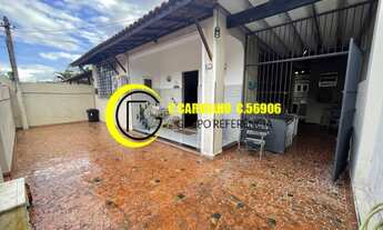 Imagem: Casas em Irajá com quintal e garagem. MOBILIADAS