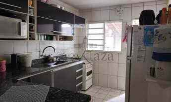 Imagem 2: Casa - Condomínio Altos do Jequitibá - 2 Dormitórios - 51m²