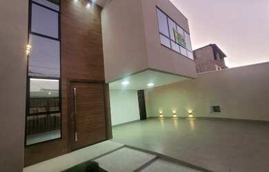 Imagem 2: Lindo Sobrado à venda no Guara 1 QE 15 - c/Piscina