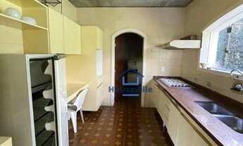 Imagem 5: Casa à venda no Alpha 1 para reforma